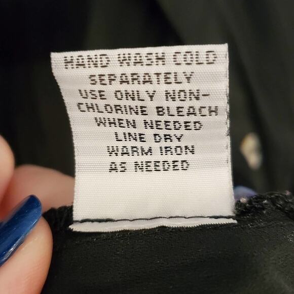 Floral slightly sheer blouse plus size 2x - Picture 8 of 8